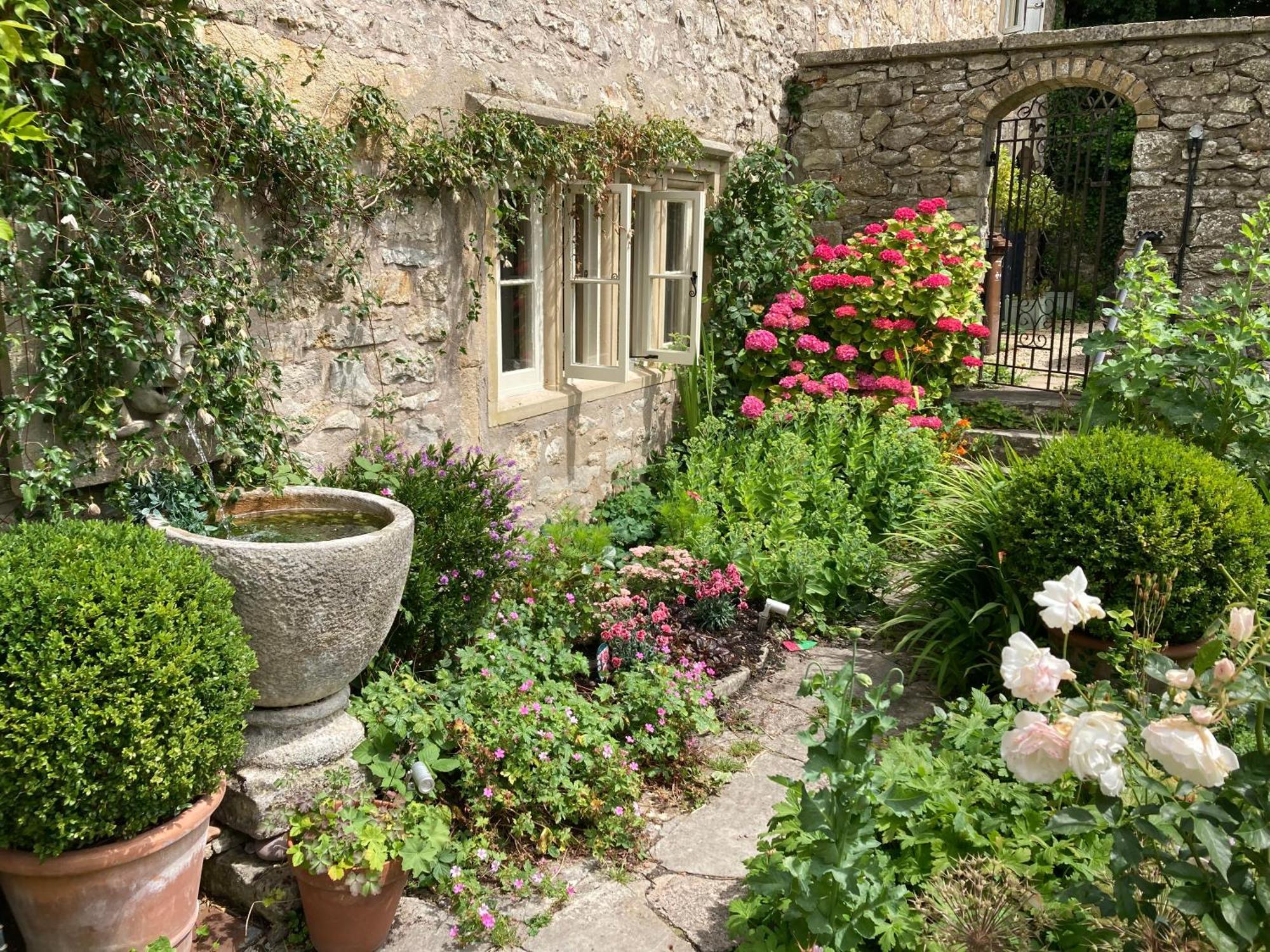 Maplestone Acomodação com café da manhã Shepton Mallet Exterior foto
